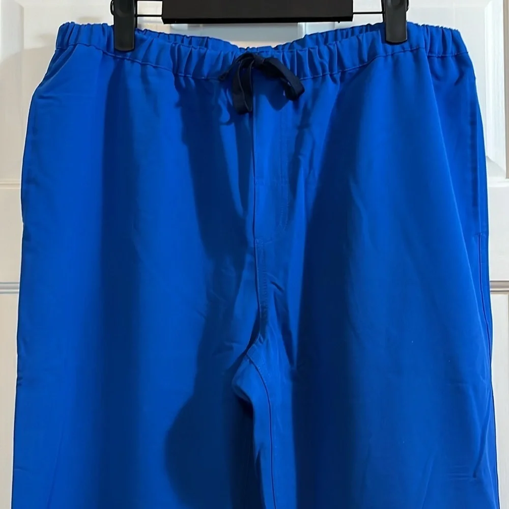Figs Scrubs Technical Collection Men's Pisco Basic Scrub Pants - Size Large